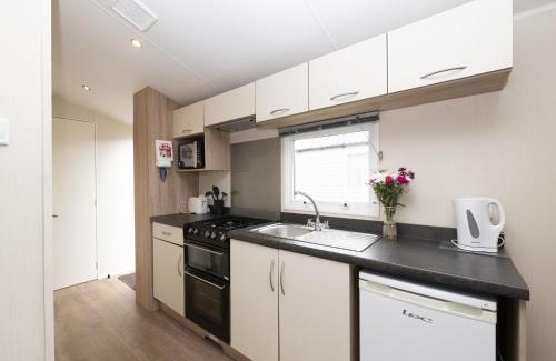 Looe Casa | Suncrest Caravan by Belvilla
