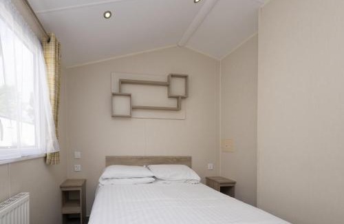 Looe Casa | Suncrest Plus Caravan by Belvilla