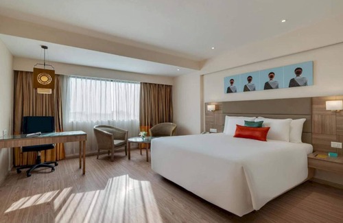 Deira Hotel | Sunday Luxury Creek Premier
