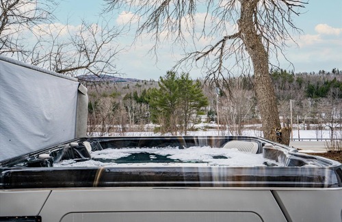 Sunday River Area Casa | Sunday river | 12 beds | hot tub