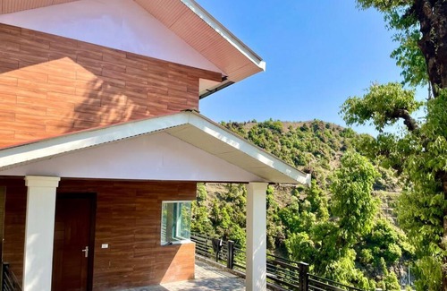 Bullawala Casa | Sundays Forever - Oak House, Mussoorie