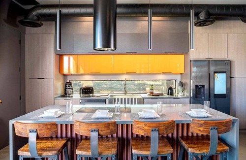 Panorama Heights Casa | Sundial by Fieldtrip | Modern Luxury with Hot Tub & Mountain Views