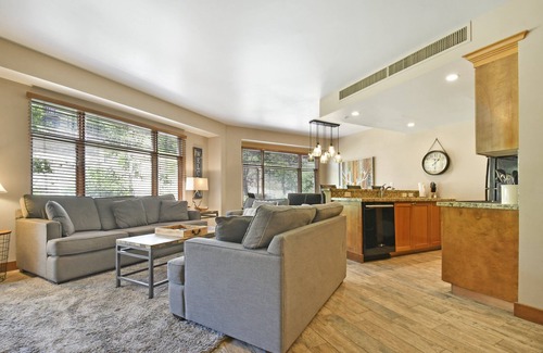 Park City Hotel | Sundial Lodge by Park City - Canyons Village