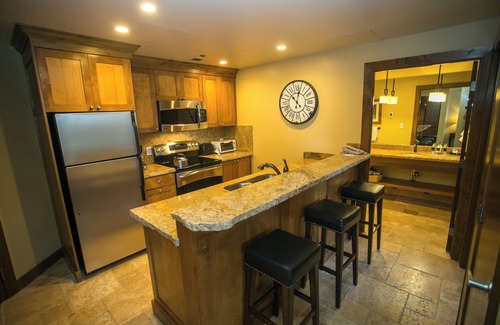 Park City Hotel | Sundial Lodge by Park City - Canyons Village