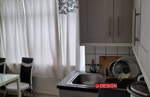Toddington Casa | Sundon Park 1-Bedroom House