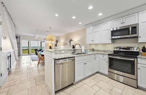 Boca Grande Casa | Sundown 03: 2-bed, 2-bath townhome in Boca Grande stunning Gulf front views, a relaxing getaway.