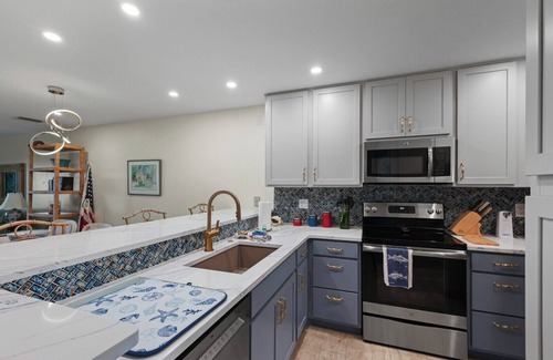 Boca Grande Casa | Sundown 23 - 2 Bed / 2.5 Bath - BEACHFRONT - Close to Restaurants & Shops