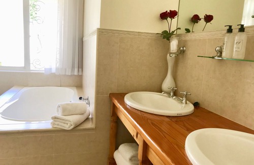 Fresnaye Casa | Sundown Manor Guest House