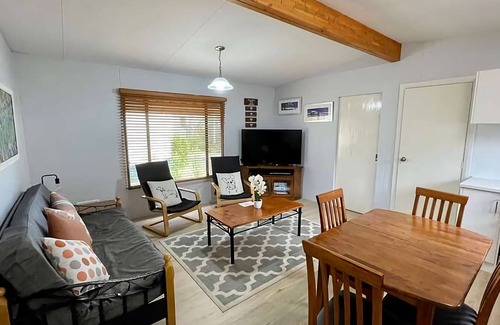 Broadwater Cabina | Sundowner Cabin - perfect cabin in Geographe Holiday Park