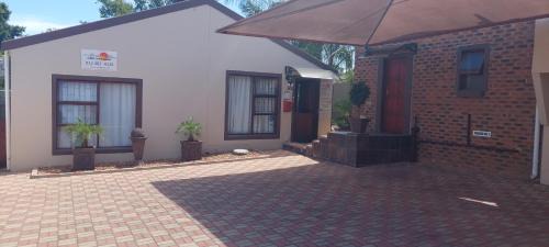Malmesbury Cama Y Desayuno | SuNel's Guest Rooms