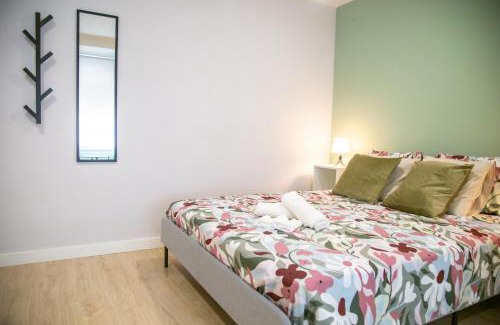 Tarragona Apartamento | Sunflower Apartment Céntrico