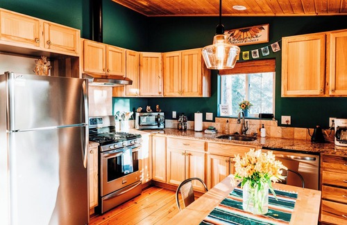 Florissant Cabina | Sunflower Cabin- Mountian Views- Hot tub
