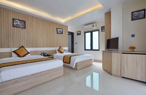 Cat Hai Hotel | Sunflower Cat Ba by Secret Garden