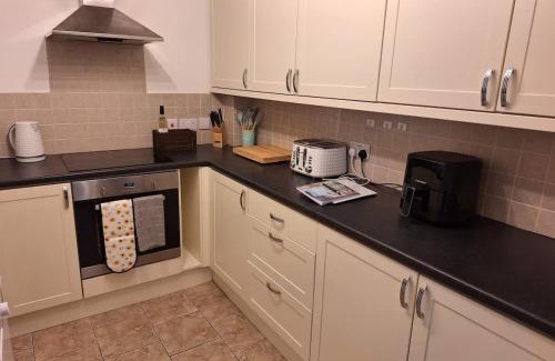 Snainton Casa | Sunflower Cottage - a charming family cottage
