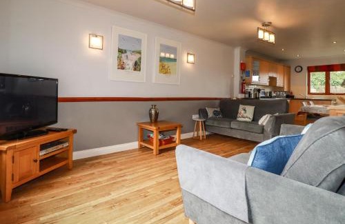 St Issey Casa | Sunflower Cottage