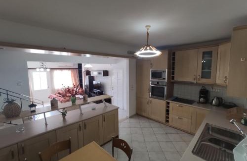 Vathy Casa | Sunflower House