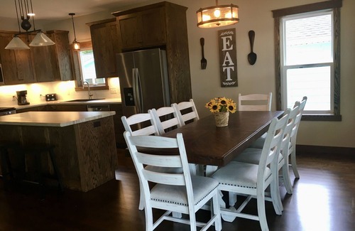 Chippewa Falls Casa | Sunflower House on Lake Wissota