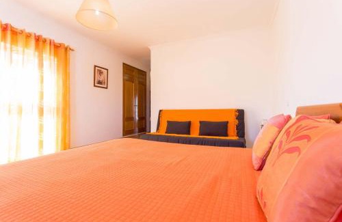 Porto de Mos Villa | Sunflower Villa by Seewest
