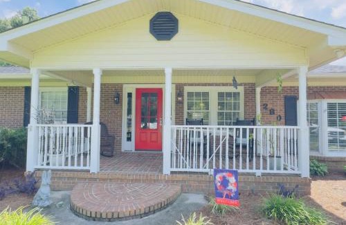 Little River Casa | Sunlit Hideaway 3BR 2BA house pool