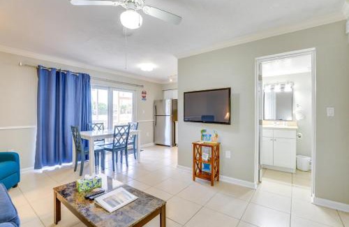 Whitney Beach Apartamento | Sunlit Longboat Key Escape with Private Resort Beach