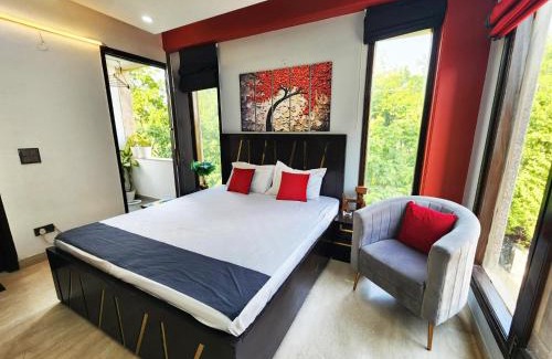 Greater Kailash Apartamento | Sunlit Premium 1BHK Suite with big kitchen 9