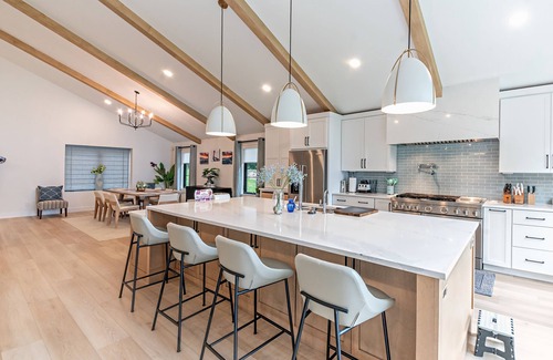 Lake Michigan Beach Casa | Sunnier Daze : Lakeside Summer Magic – Swim, Kayak, and Soak Up the Sun!