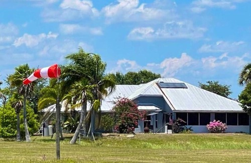 Okeechobee Otro | Sunniland Ranch Airport Paradise