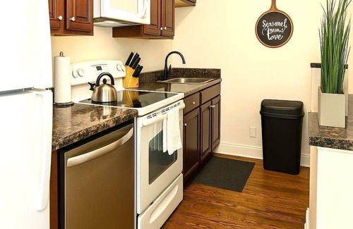 Arlington Heights Apartamento | Sunny 1BR Apartment in the Surburbs