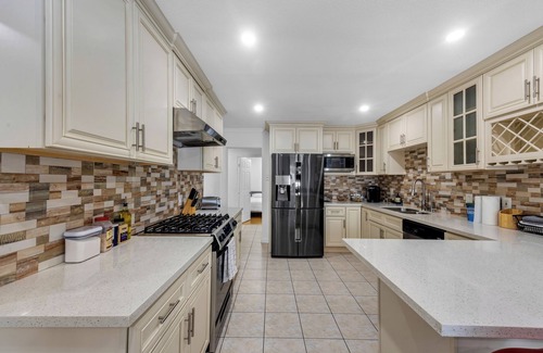 Midway City Casa | Sunny 3BR Cali Comfort Stay