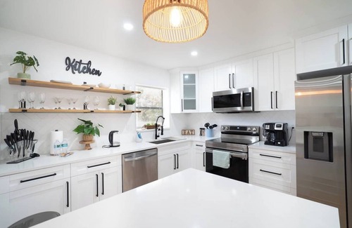 Meadowlawn Casa | Sunny 4BR St.Pete Getaway Home