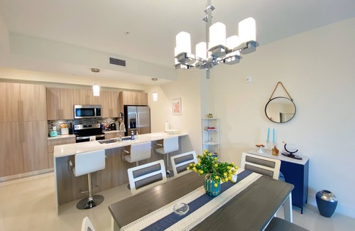 Majestic Palms Condominio | Sunny and Serene 2 Bed 2 Bath Furnished Beach Condo