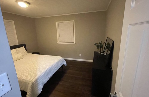 Middletown Casa | Sunny and Spacious Home with Modern Amenities