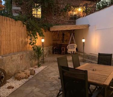 Kaleici Villa | Sunny Antalya VILLA in kale içi Antalya 7 persoons
