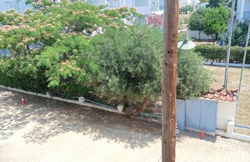 Gerakini Casa | Sunny Apartment 30m from the Beach