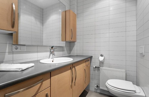 Vesturbær Apartamento | Sunny Apartment - By the Sea in City Center