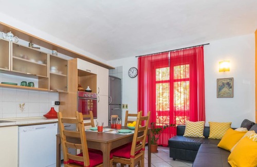 Vanchiglietta Apartamento | Sunny Apartment by Wonderful Italy