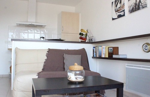 Port District Apartamento | Apartamento encantador en Châtelaillon-Plage con balcón, cerca del mar y comercios