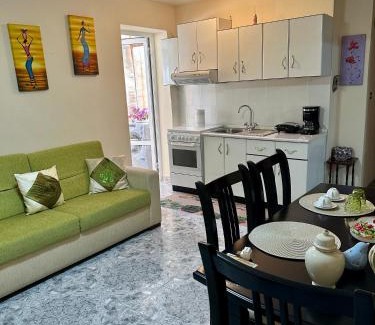 Pogradec Apartamento | Sunny Balcony Retreat Pogradec