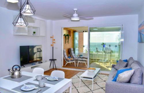 Torrox Costa Apartamento | SUNNY BEACH APARTMENT IN CALACEITE