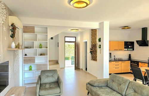 Ishem Apartamento | Sunny Beach Apartments 300