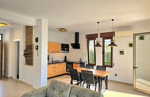 Ishem Apartamento | Sunny Beach Apartments 300