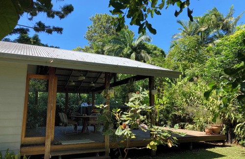 Moffat Beach Casa | Sunny Beach Haven Moffat
