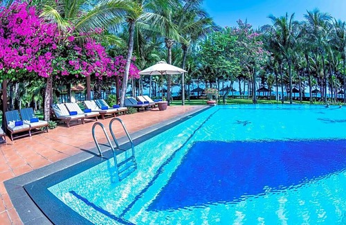 Central Mui Ne Beach Hotel | Sunny Beach Resort and Spa