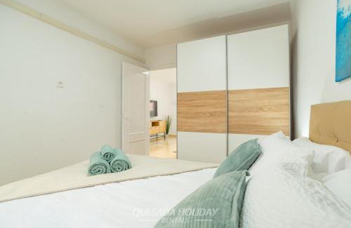 Torrevieja Apartamento | Sunny Beachside Apartment Sleeps 4 Ground Floor