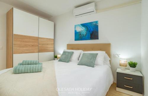 Torrevieja Apartamento | Sunny Beachside Apartment Sleeps 4 Ground Floor