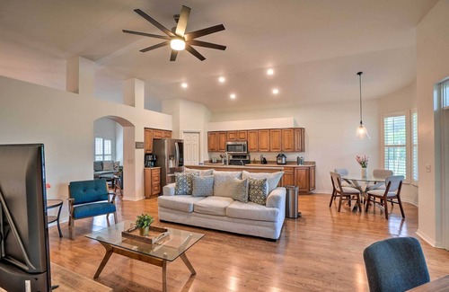 Sterling Ranch Casa | Sunny Brandon Getaway w/ Fire Pit!