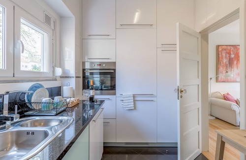 Alvalade Apartamento | Sunny, Bright and Quiet Apartment, By TimeCooler