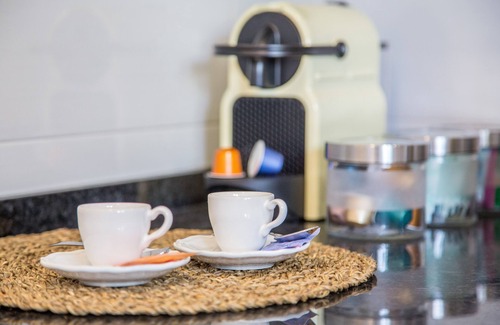 Alvalade Apartamento | Sunny, Bright and Quiet Apartment, By TimeCooler
