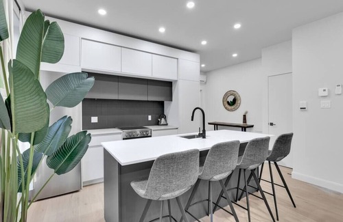 Southwest Condominio | Sunny, bright & natural apt, centrally located