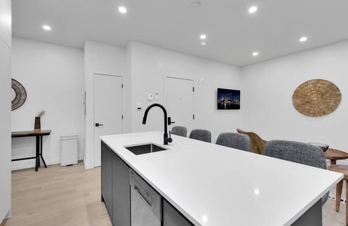 Southwest Condominio | Sunny, bright & natural apt, centrally located